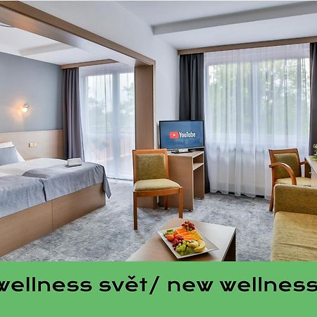 Lh Parkhotel Hluboka Nad Vltavou Congress & Wellness Eksteriør billede