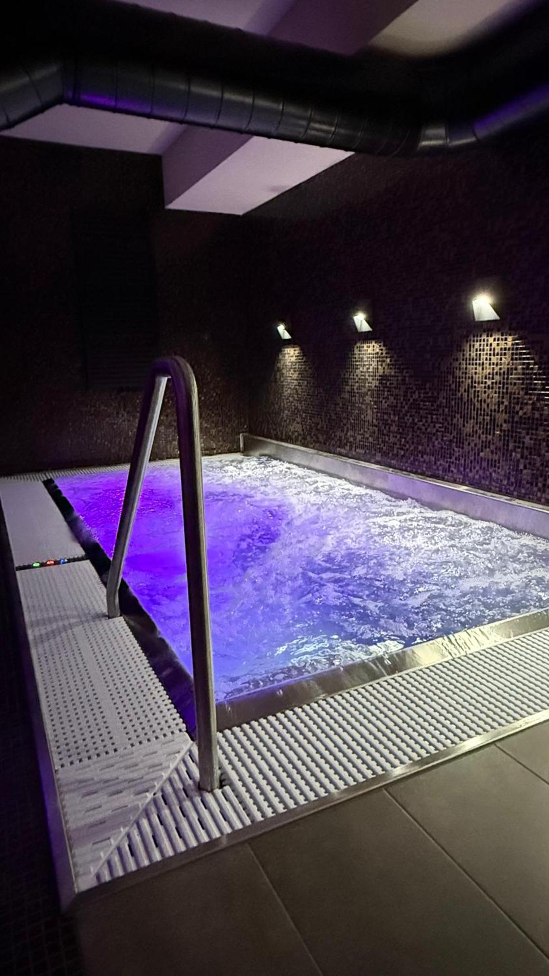 Lh Parkhotel Hluboka Nad Vltavou Congress & Wellness Eksteriør billede