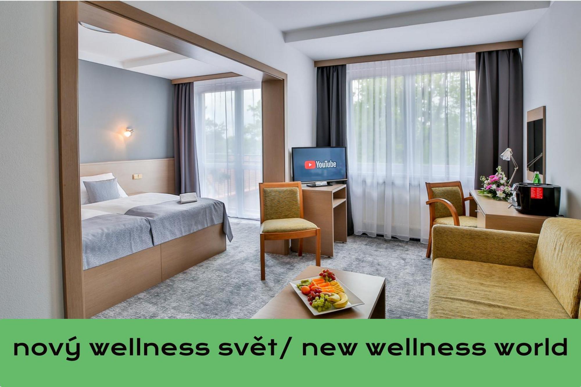 Lh Parkhotel Hluboka Nad Vltavou Congress & Wellness Eksteriør billede