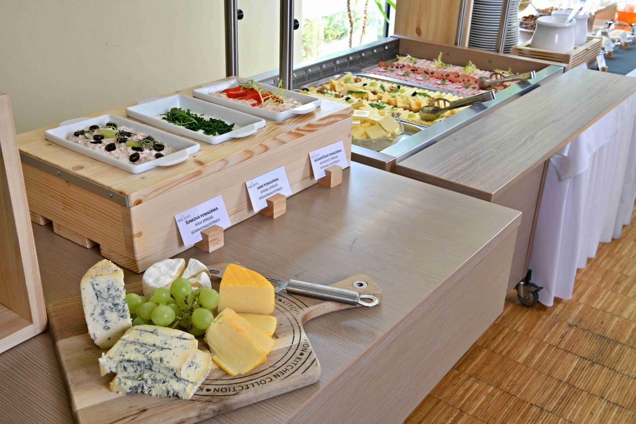 Lh Parkhotel Hluboka Nad Vltavou Congress & Wellness Eksteriør billede